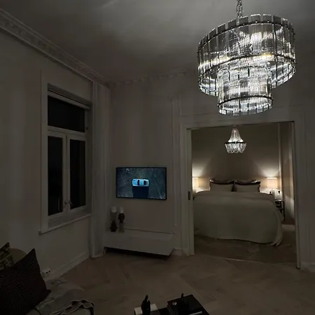Stylish At Frogner Daire Oslo